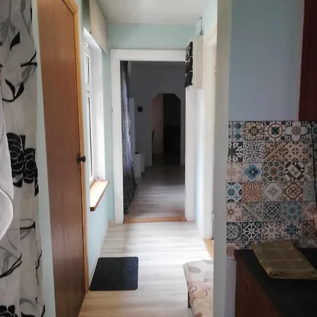 Place 아파트 페르누